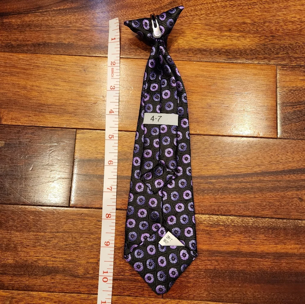 Boys clip on tie